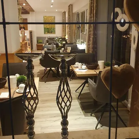 Steinbock 3* Mittelberg