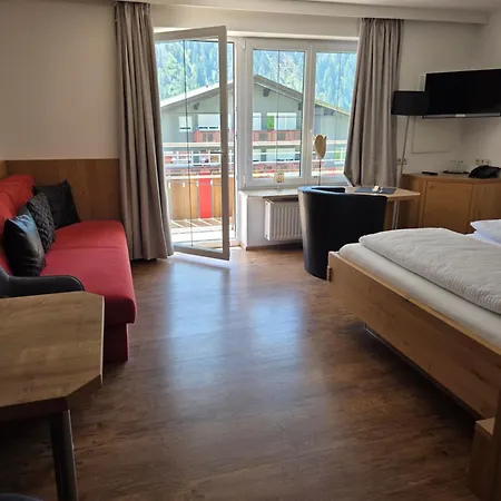Steinbock 3*