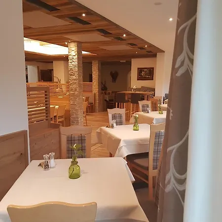 Steinbock Hotel 3*