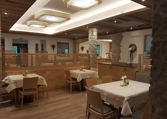 Отель Steinbock 3*